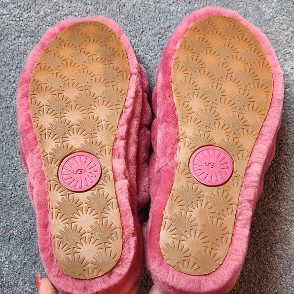 UGG Fluff Yeah slide Size 8 Color Bougainvillea Pink/Purple mix - Picture 5 of 11